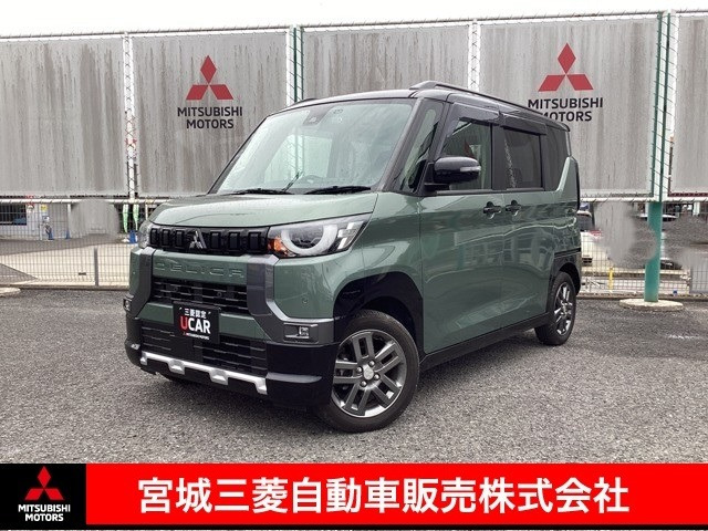 デリカミニT プレミアム 4WD