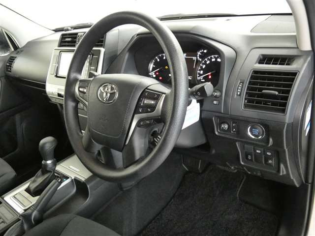 ランドクルーザープラド2.8 TX ディーゼル 4WD