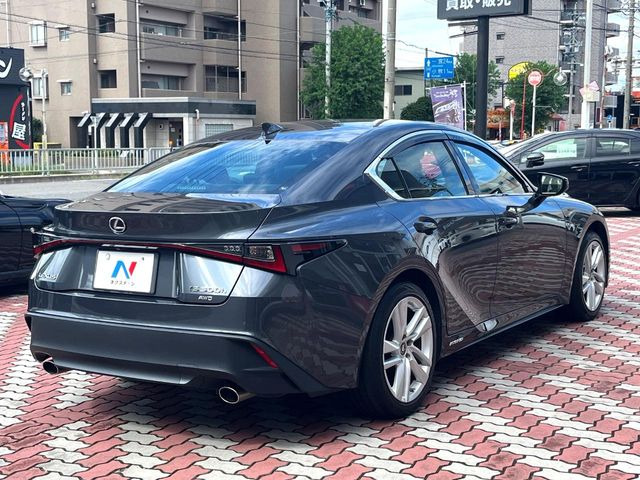 ☆全国のネクステージからお取り寄せが可能※!遠方の店舗に展示してあるクルマが気になる場合も、最寄りの店舗でご覧いただくことが可能です!是非私たちに要望をお聞かせください!※別途費用