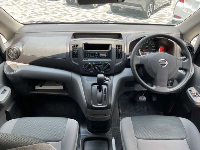 NV200バネットバン1.6 DX 4WD