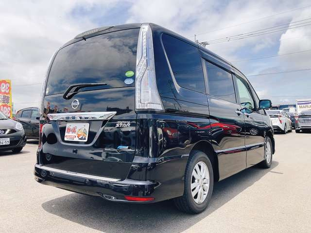 お車のご購入からオイル交換・整備・車検・任意保険・修理・鈑金何でもお任せ下さい!親切・丁寧にご対応致します♪