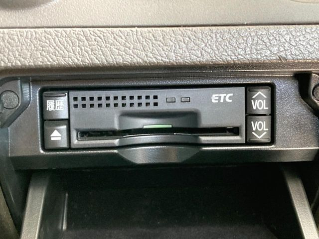 【ETC】高速道路の料金所をストレスなく通過!話題のスポットやサービスエリアに多い「スマートIC」利用時は必須のアイテムです。当店でセットアップを実施、ご納車当日からすぐにご利用いただけます!