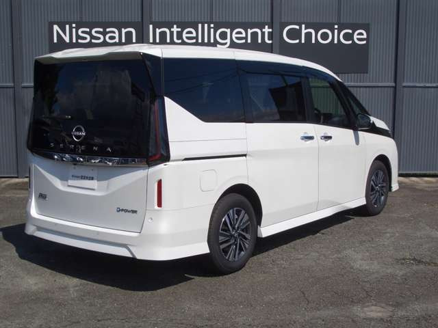 セレナ1.4 e-POWER ハイウェイスターV