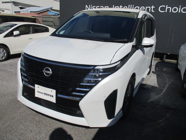 セレナ1.4 e-POWER ハイウェイスターV