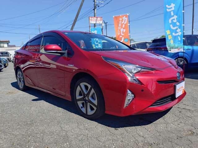 プリウス1.8 S ツーリングセレクション E-Four 4WD