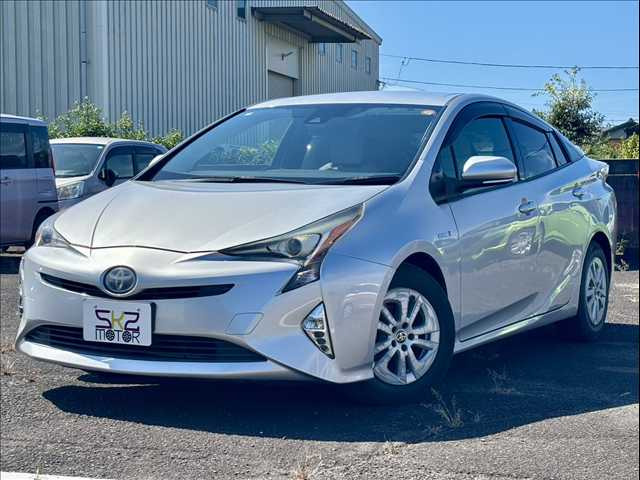 プリウス1.8 S