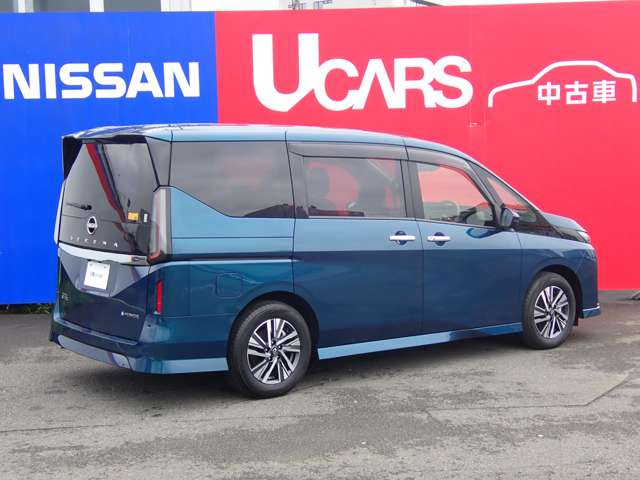 セレナ1.4 e-POWER ハイウェイスターV
