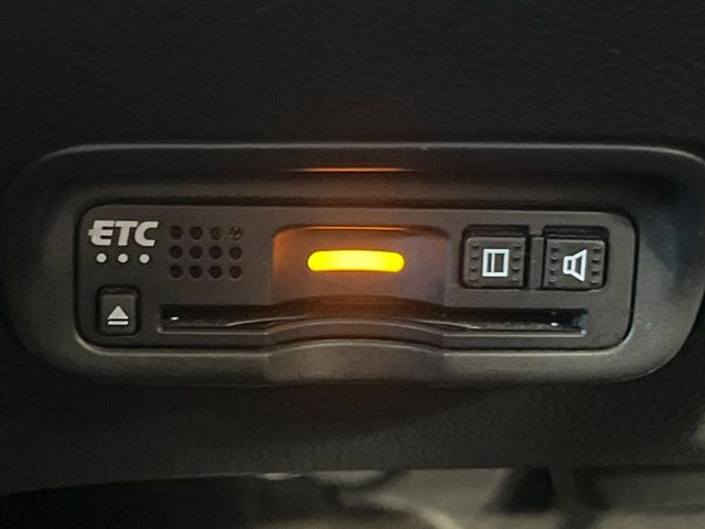 【ETC】高速道路の料金所をストレスなく通過!話題のスポットやサービスエリアに多い「スマートIC」利用時は必須のアイテムです。当店でセットアップを実施、ご納車当日からすぐにご利用いただけます!