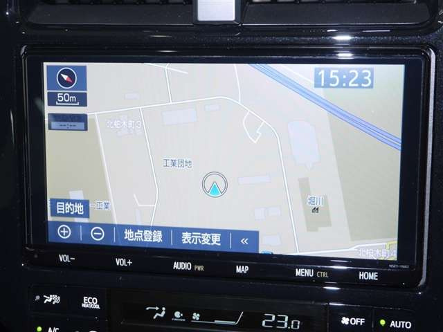 プリウス1.8 A プレミアム E-Four 4WD