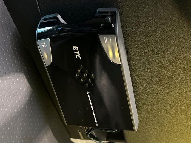 【ETC】高速道路の料金所をストレスなく通過!話題のスポットやサービスエリアに多い「スマートIC」利用時は必須のアイテムです。当店でセットアップを実施、ご納車当日からすぐにご利用いただけます!