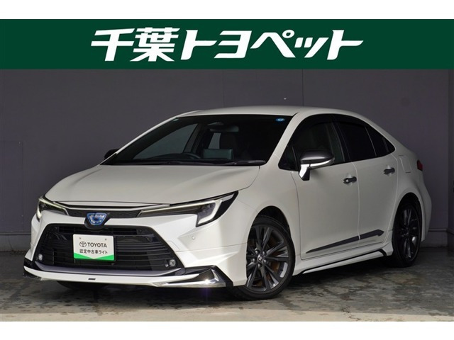 カローラ1.8 ハイブリッド W×B