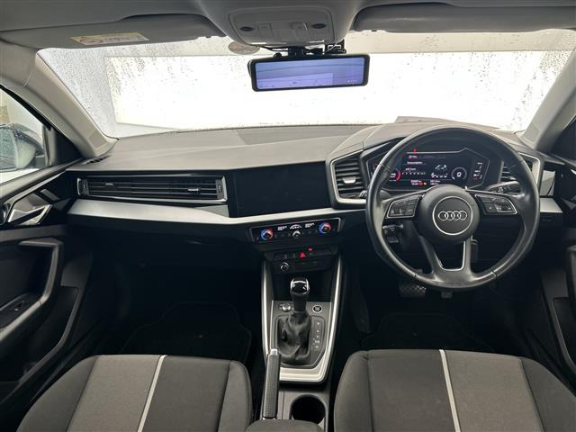 A1スポーツバック25 TFSI