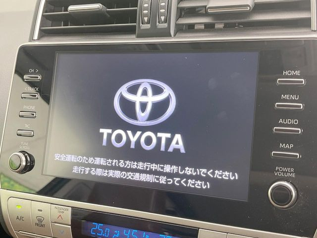 【9インチ ディスプレイオーディオ】大画面ディスプレイへお持ちのスマートフォンと連携して、ナビやbluetoothでの音楽再生が可能です♪デザインはもちろん操作性も良好!別途ナビ機能の取付可能です♪