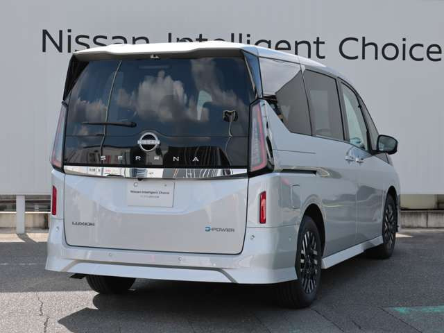 セレナ1.4 e-POWER ルキシオン