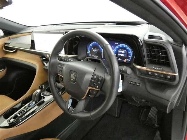 クラウンスポーツ2.5 Z E-Four 4WD