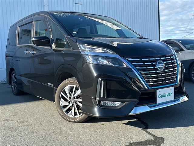 セレナ1.2 e-POWER ハイウェイスターV