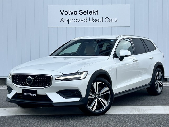 V60クロスカントリーウルトラ B5 AWD 4WD