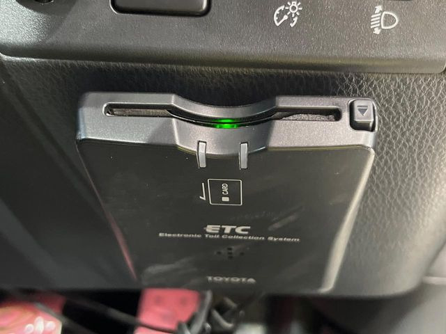 【ETC】高速道路の料金所をストレスなく通過!話題のスポットやサービスエリアに多い「スマートIC」利用時は必須のアイテムです。当店でセットアップを実施、ご納車当日からすぐにご利用いただけます!