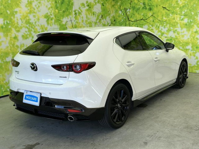 MAZDA3ファストバック1.8 XD ブラックトーンエディション 4WD