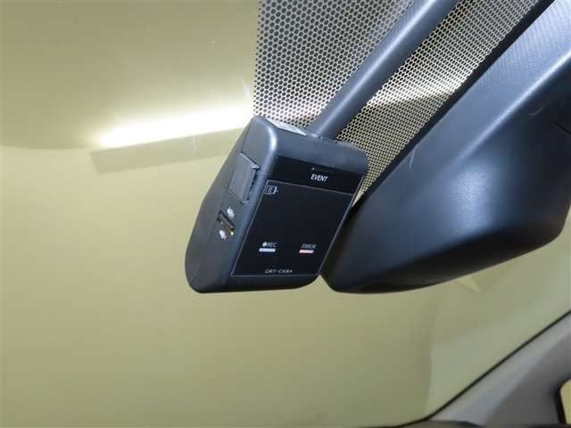 シエンタハイブリッド 1.5 G クエロ
