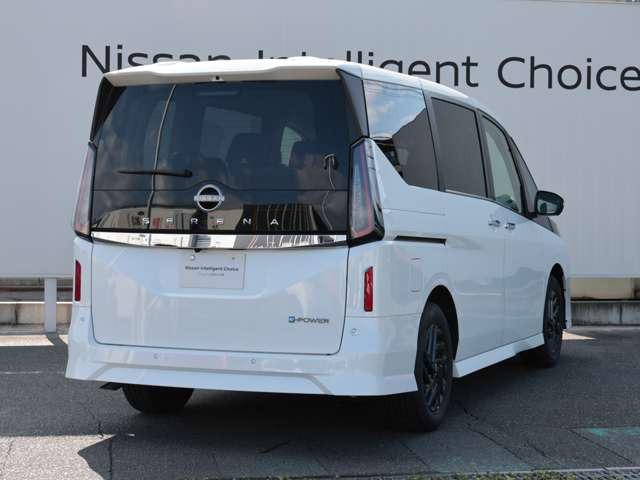 セレナ1.4 e-POWER ハイウェイスターV
