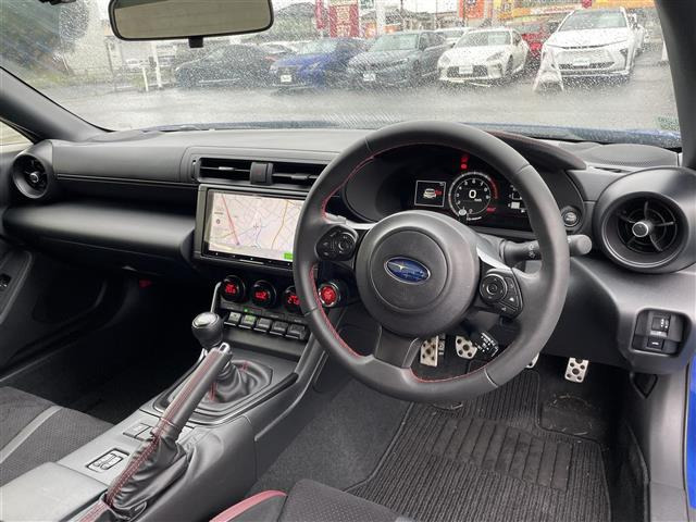 BRZ2.4 STI スポーツ