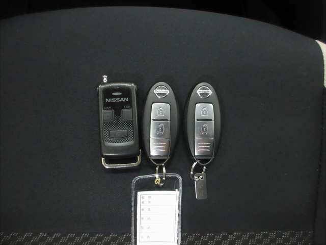 ノート1.2 X FOUR 4WD