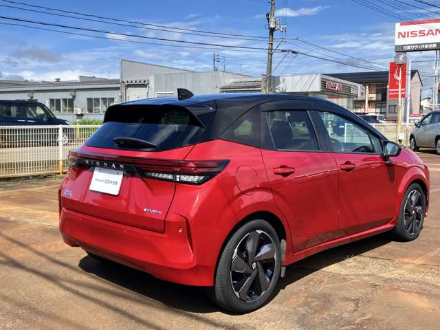 ノートオーラ1.2 G レザーエディション