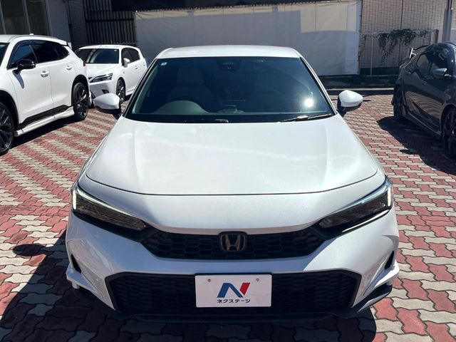 弊社では、全車『修復歴なし』のお車のみ取り扱っております。専任バイヤーによる厳選した仕入れの後、入庫後の車両チェックを行い、ネクステージが認定した高品質な中古車をご提供しております。