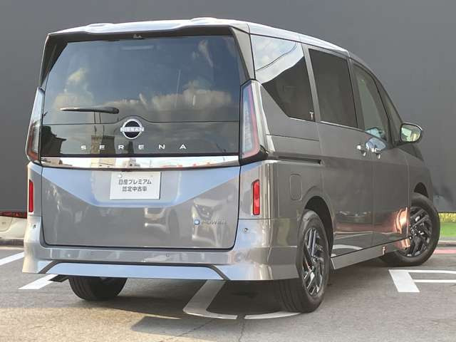 セレナ1.4 e-POWER ハイウェイスターV NissanConnectインフォテインメントシステム