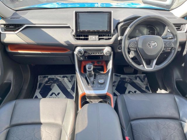 RAV4