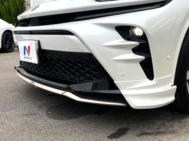 クラウンスポーツ2.5 Z E-Four 4WD