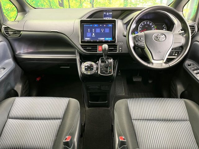 ヴォクシー2.0 ZS 煌II