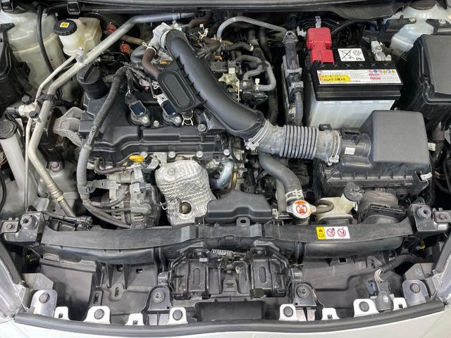 親切・丁寧な専門メカニックスタッフが応対!・車検・点検整備・事故等の修理などアフターサービスも安心。お車のカスタマイズもネクステージのサービススタッフまでご相談ください!