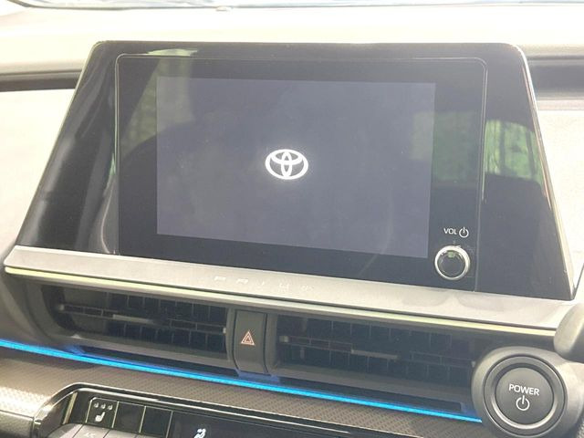 【純正8インチディスプレイオーディオ】大画面のディスプレイはAppleCarPlayやAndroidAutoが利用可能。大きな画面でスマホナビアプリ等が利用いただけます♪