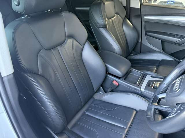 Q5TDI 1stエディション ブラックスタイリング ディーゼル 4WD