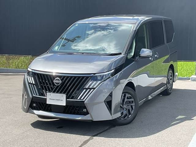 セレナ1.4 e-POWER ハイウェイスターV