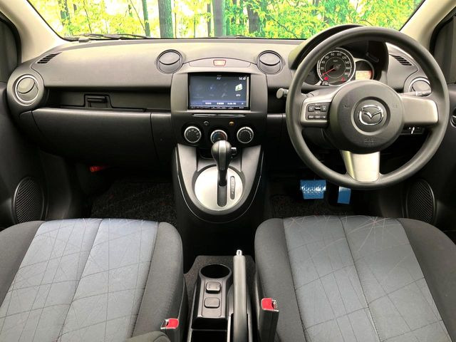デミオ1.3 13C-V