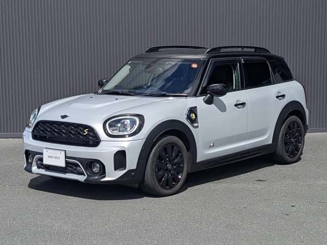 ミニクロスオーバークーパー S E オール4 4WD