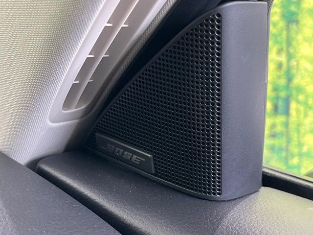 お好きな音楽を車内でお楽しみいただけます♪スピーカー交換・ウーハー追加などの音質向上や、最新ナビ・後席モニター等の取り付けも是非ご相談ください!