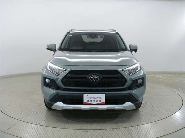 RAV42.0 アドベンチャー 4WD