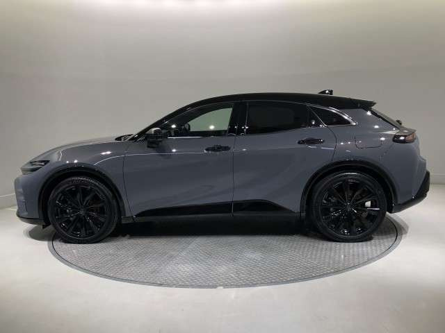 クラウンスポーツ2.5 Z E-Four 4WD