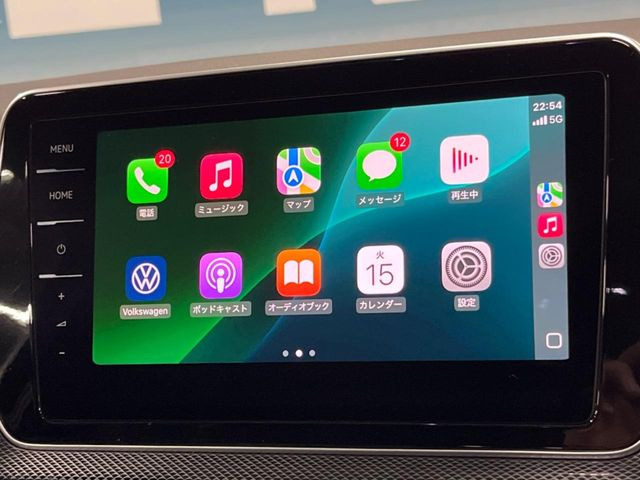 ●Apple Car Play:スマホとの有線接続で、ナビ・オーディオ再生などスマホのアプリ機能が画面でも使える便利機能です!