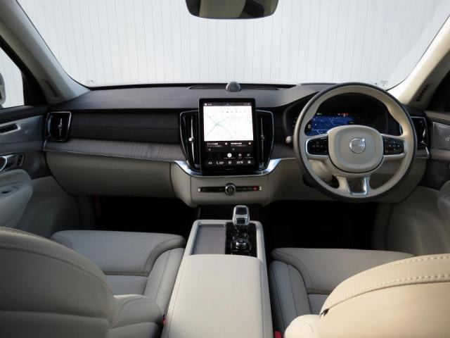 XC90ウルトラ T8 AWD プラグインハイブリッド 4WD