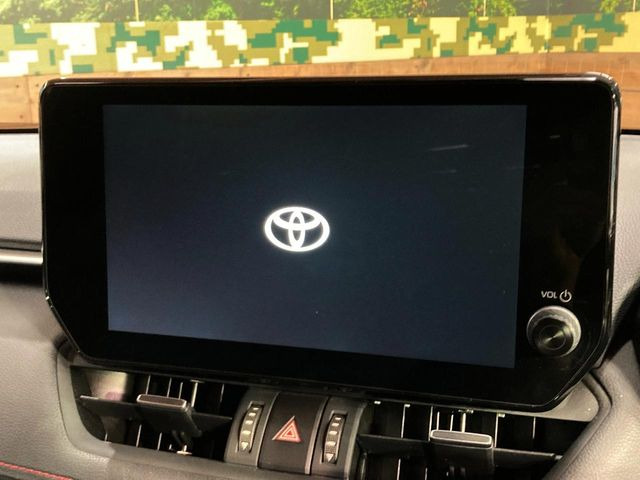 【10.5インチ ディスプレイオーディオ】大画面のディスプレイはAppleCarPlayやAndroidAutoが利用可能。大きな画面でスマホナビアプリ等が利用いただけます♪