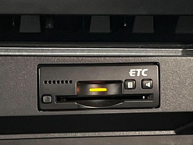 【ETC】高速道路の料金所をストレスなく通過!話題のスポットやサービスエリアに多い「スマートIC」利用時は必須のアイテムです。当店でセットアップを実施、ご納車当日からすぐにご利用いただけます!