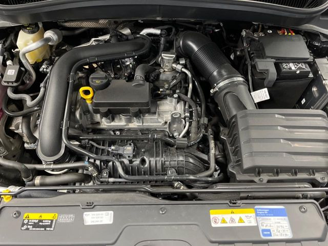 ●当店では、各メーカーの専用診断テスターを導入。国家資格を持つテクニカルスタッフも常駐しておりますので、万が一の際にも安心してご利用いただけます。