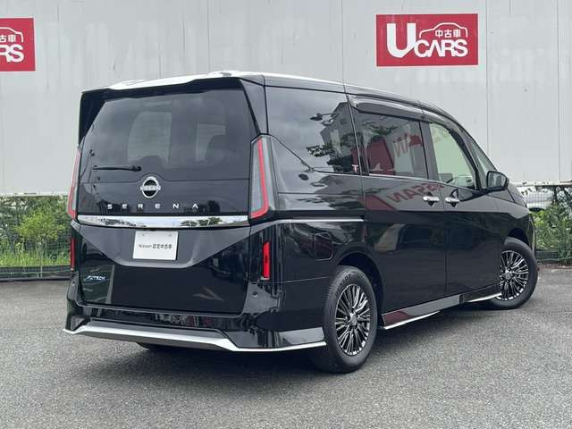 セレナ2.0 AUTECH