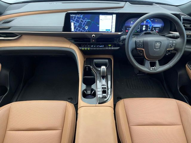 クラウンスポーツ2.5 Z E-Four 4WD