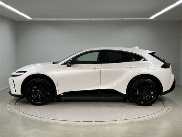 クラウンスポーツ2.5 Z E-Four 4WD